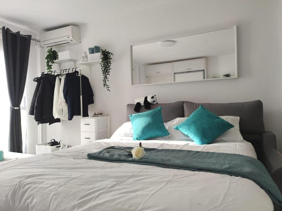 Apartamento Maika Benalsun Pueblo Evita Беналмадена Екстериор снимка